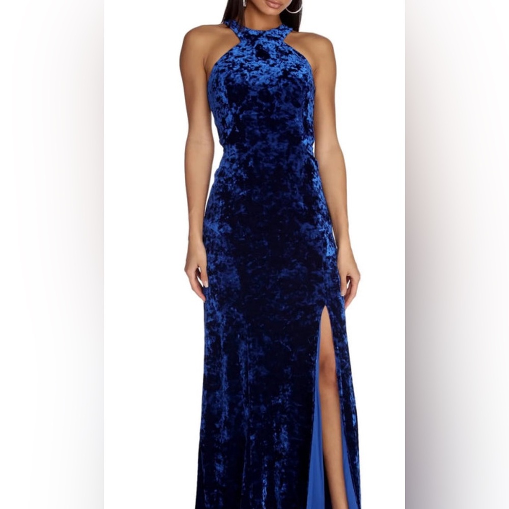 Morgan & Co Royal blue velvet maxi dress halter neckline and Slit Size 3/4 Soft